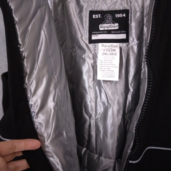 NWT Refrigiwear Women's Soft Shell Bib Overalls Black | Size 2XL - Picture 9 of 11